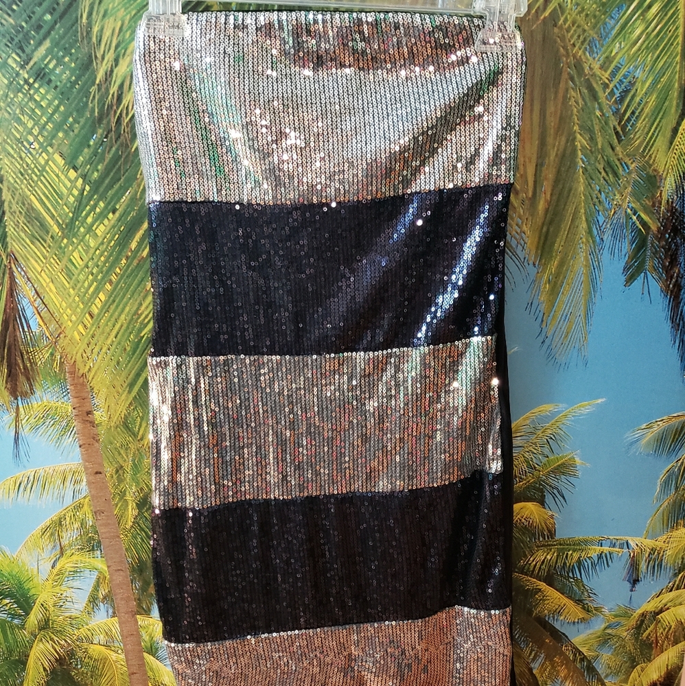 Strapless dress